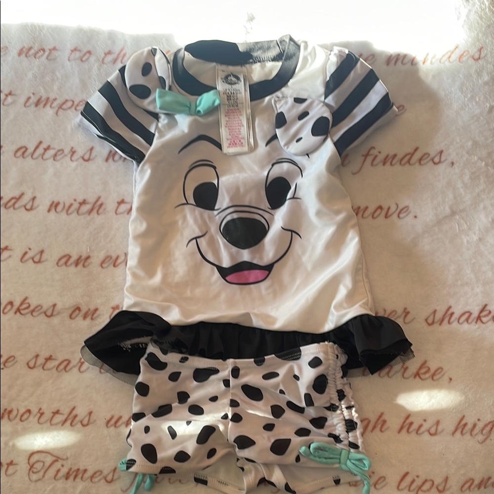 Disney Store 101 Dalmatians Rash Guard Swimsuit 2pc UPF 50+ Girls Size 2